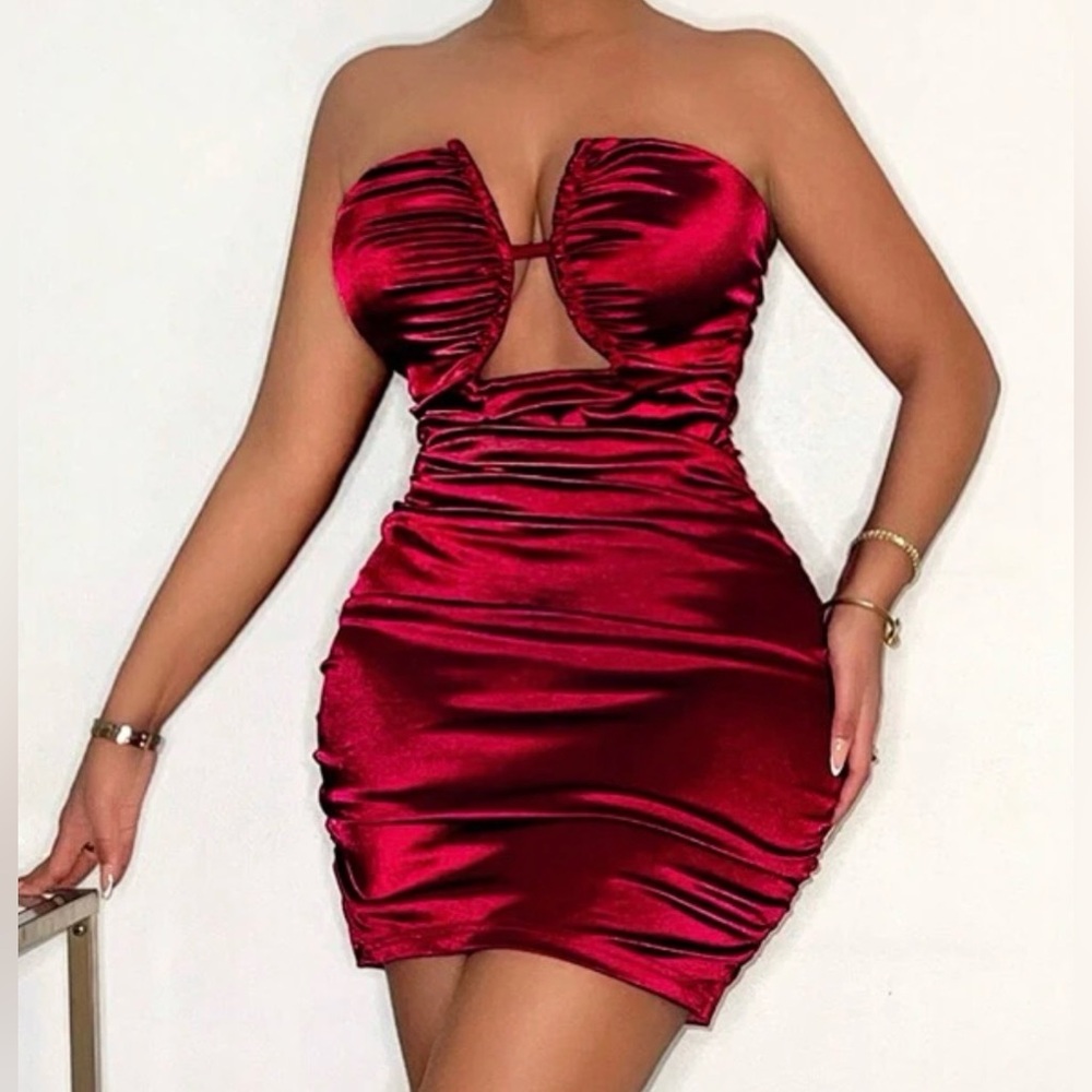 SHEIN Strapless Mini Dress in Red Size Large